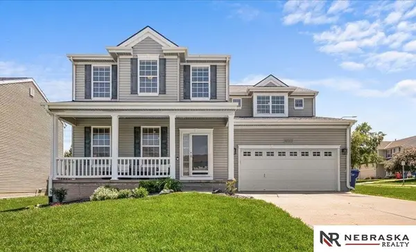 14819 Grebe Street, Bennington, NE 68007