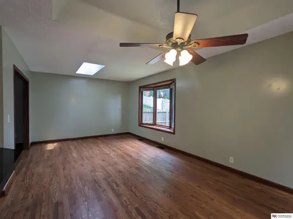 11517 Meredith Circle, Omaha, NE 68164