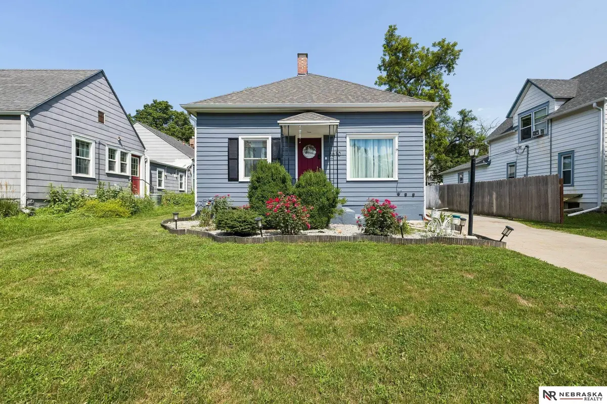 3810 S 47th Street, Lincoln, NE 68506 - #1