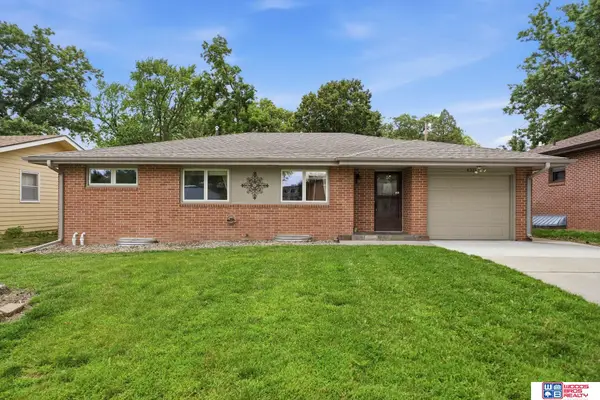 4311 S 46th Street, Lincoln, NE 68516