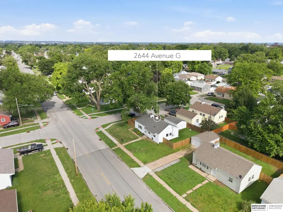 2644 Avenue G, Council Bluffs, IA 51501 - #3