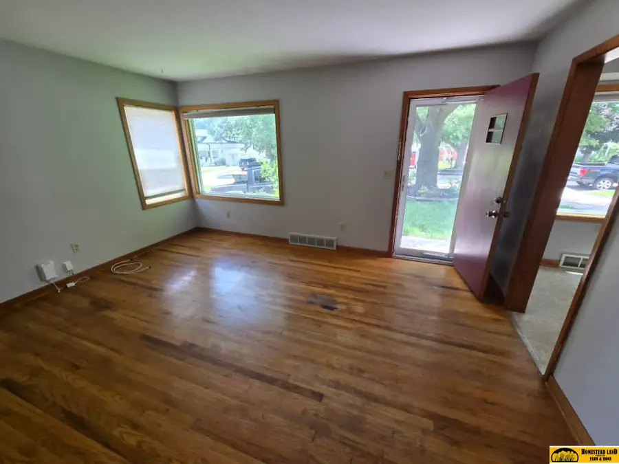 1312 N 10th Street, Beatrice, NE 68310 - #2