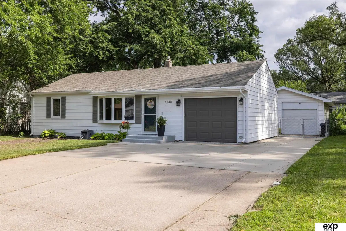8533 Lafayette Avenue, Omaha, NE 68114 - #1