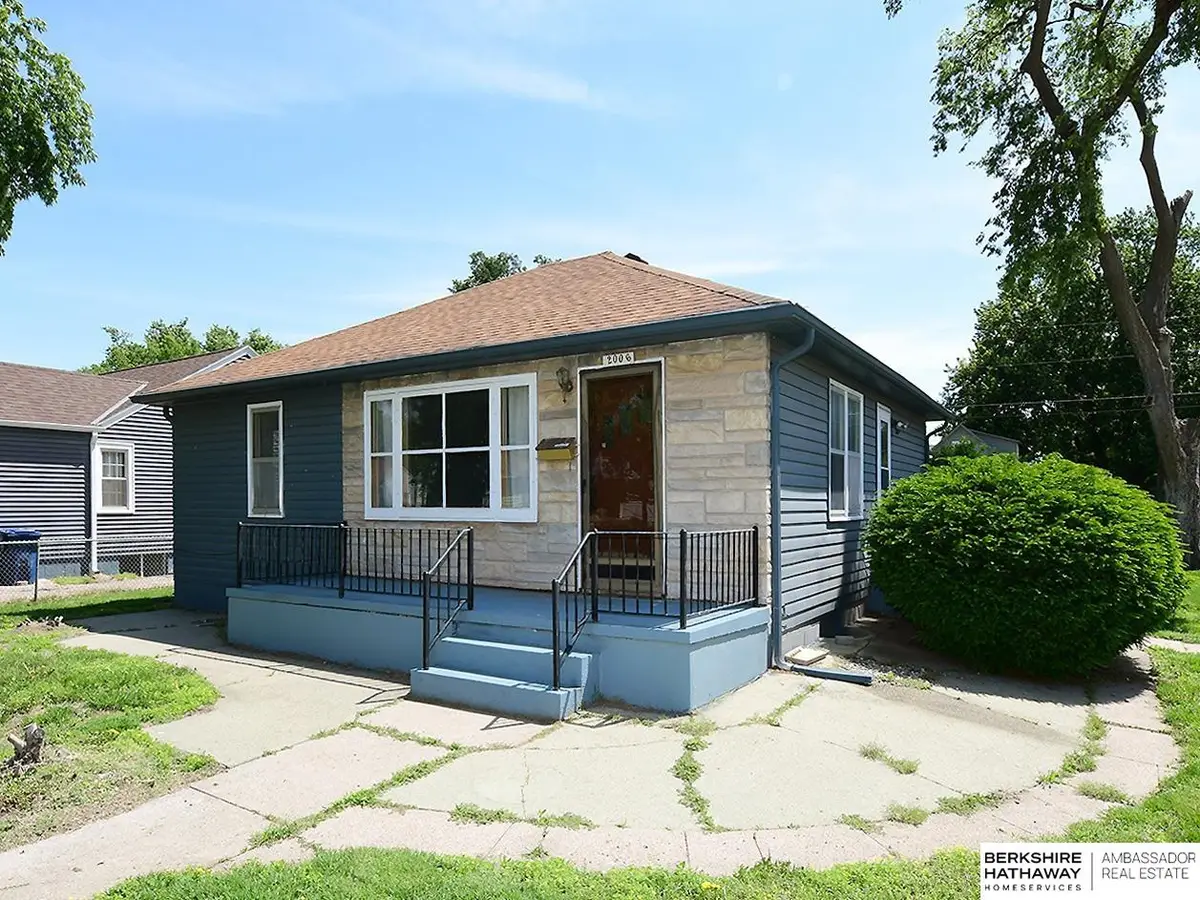 2006 N Clarkson Street, Fremont, NE 68025 - #1