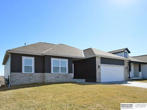 5613 N 179th Street, Omaha, NE 68116