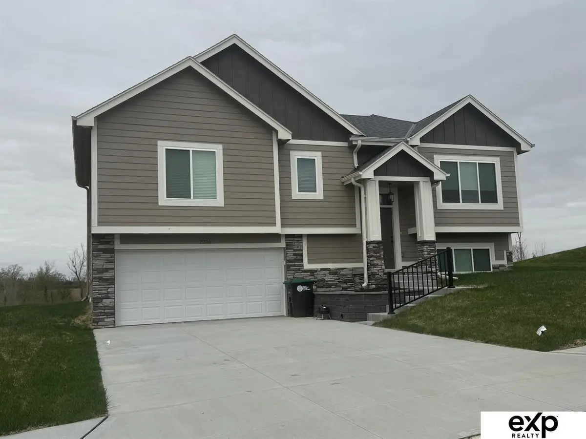 4009 N 215th Street, Omaha, NE 68022 - #1