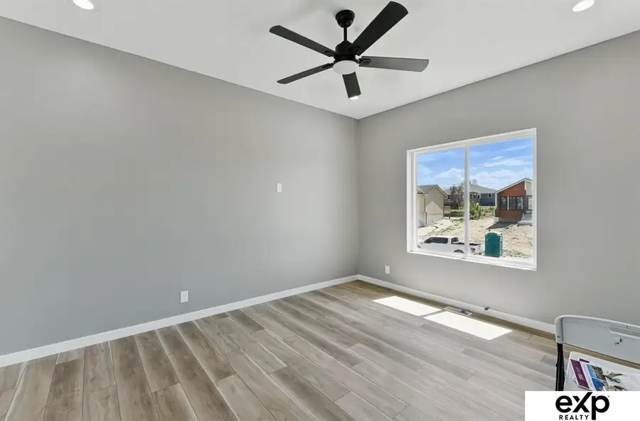 4009 N 215th Street, Omaha, NE 68022 - #3