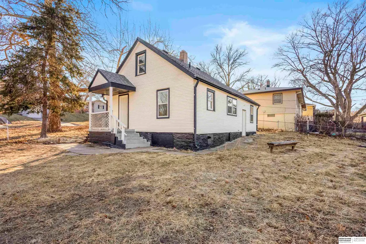4502 Spring Street, Omaha, NE 68106 - #1