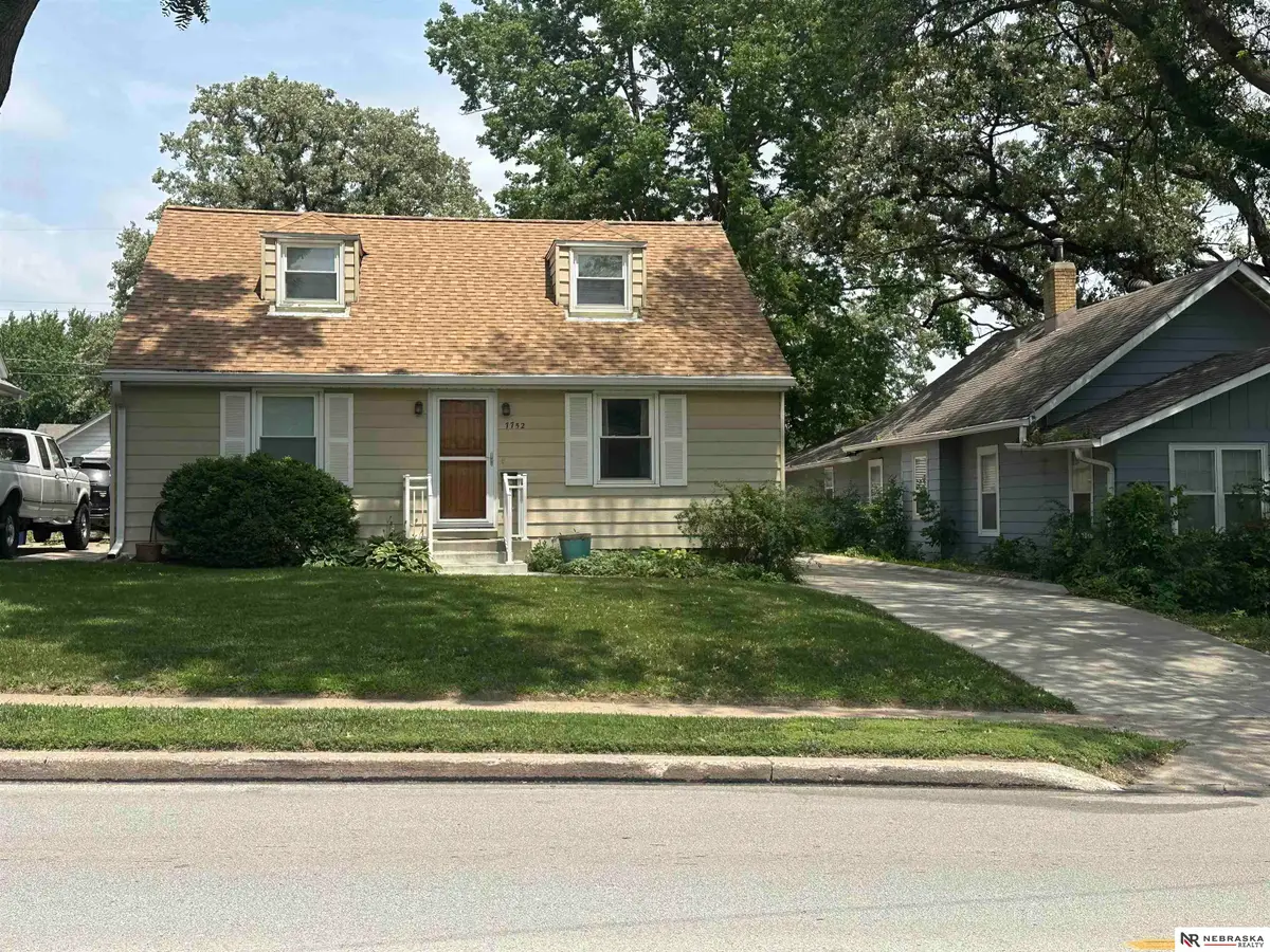 7752 Oakwood Street, Ralston, NE 68127 - #1