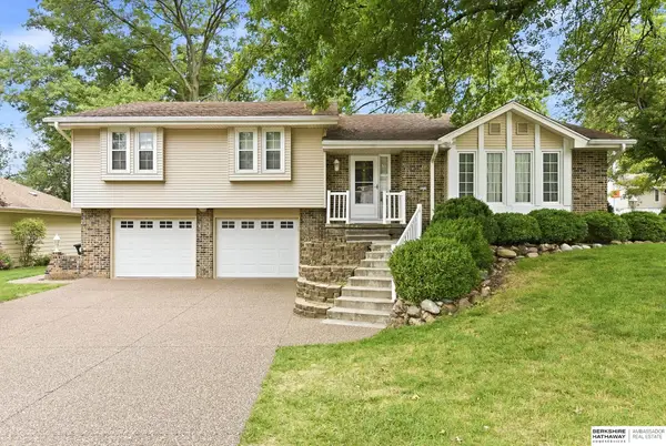 9259 Berry Street, Omaha, NE 68127