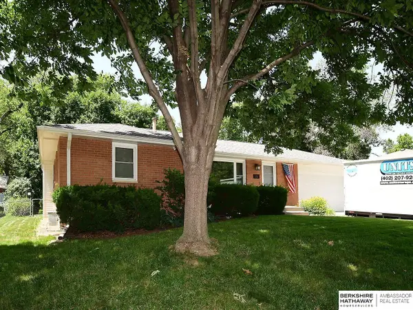 1731 N 63rd Street, Lincoln, NE 68505