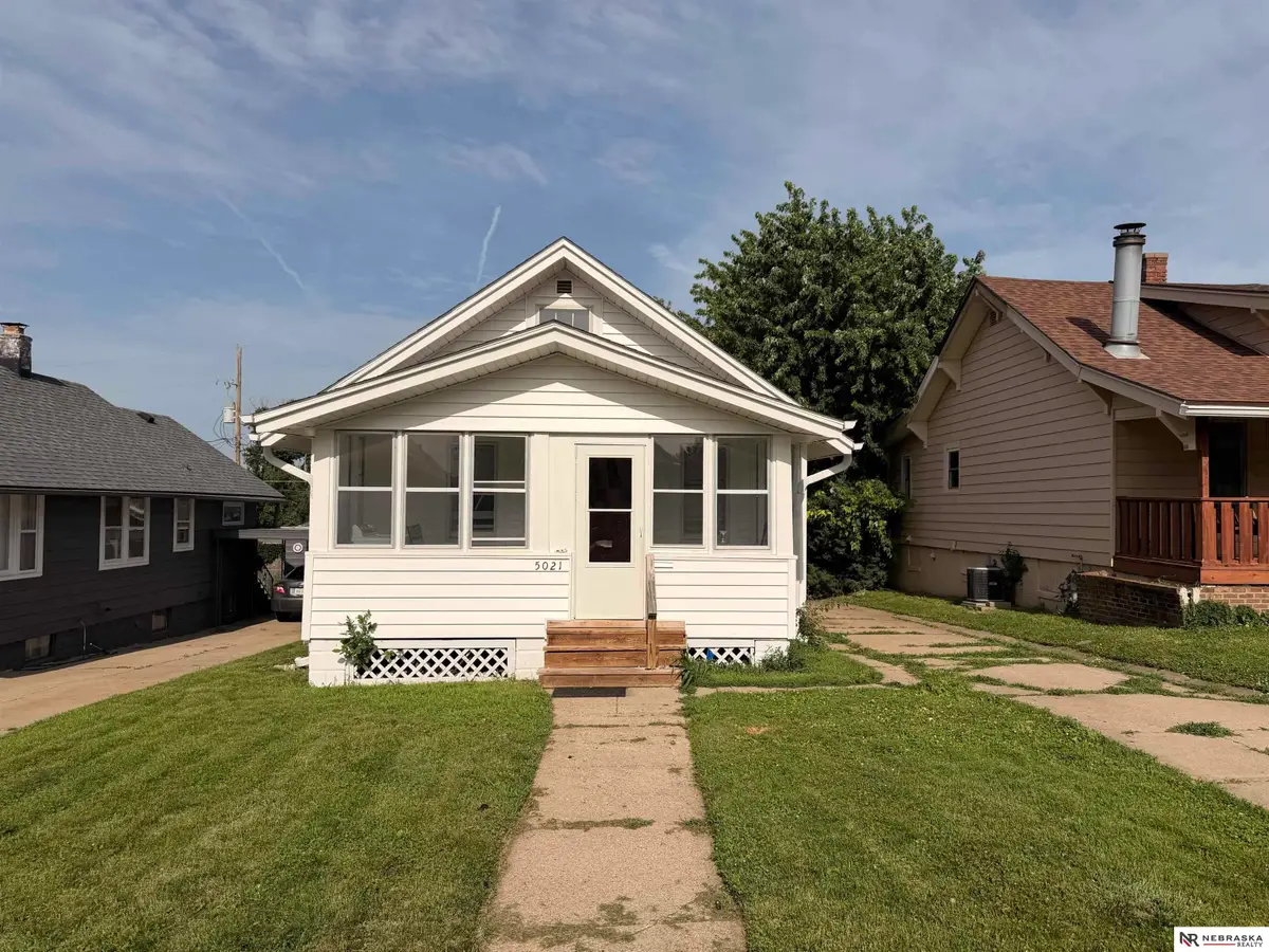 5021 S 37th, Omaha, NE 68107 - #1