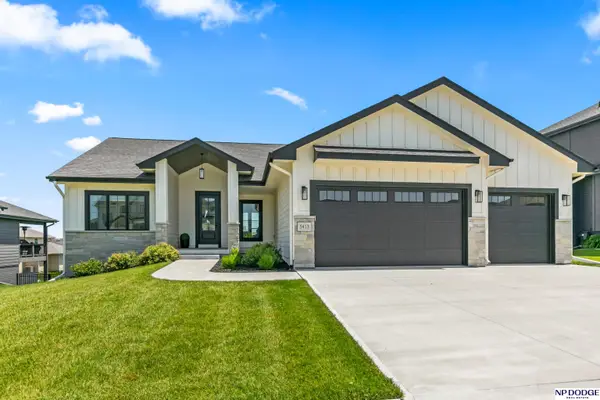 5413 N 206 Street, Elkhorn, NE 68022