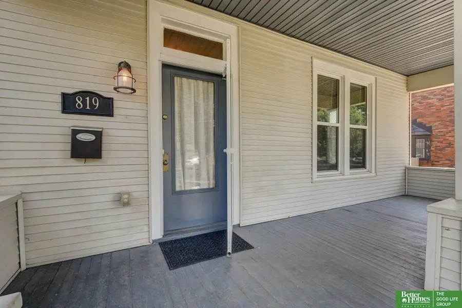 819 S 50th Street, Omaha, NE 68106 - #2