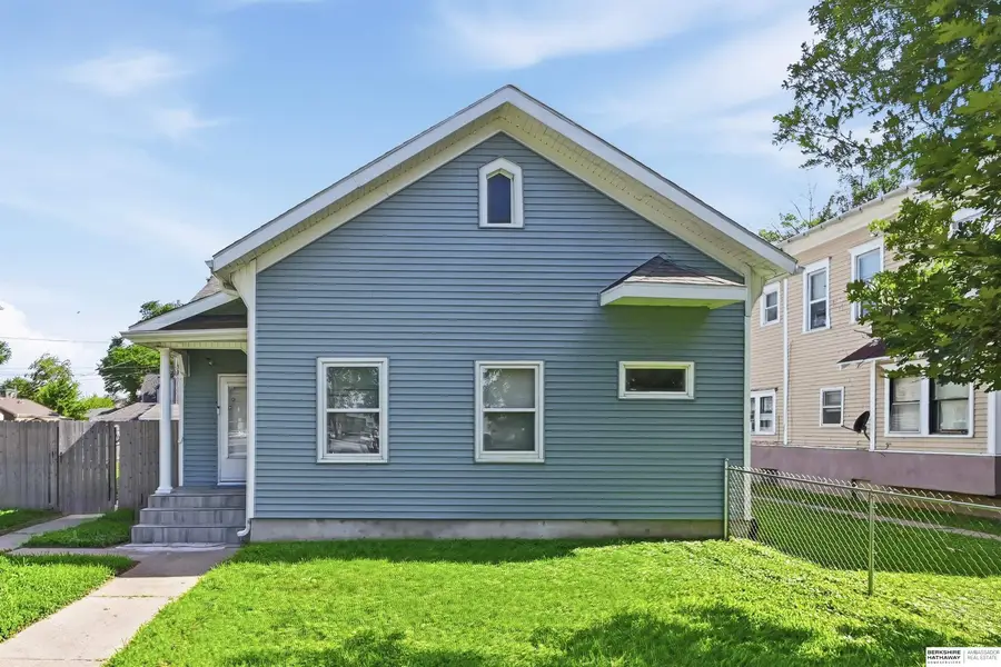819 3rd Avenue, Council Bluffs, IA 51501 - #2