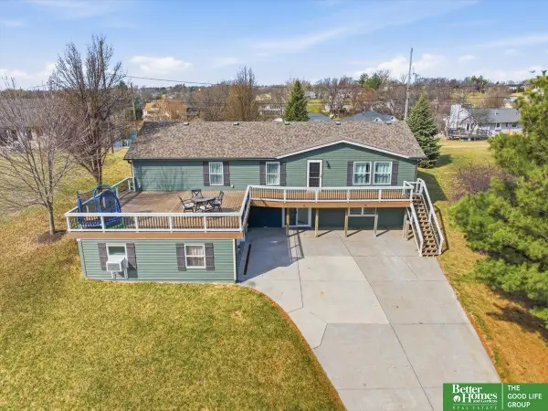 9307 Clubhouse Circle, Plattsmouth, NE 68048-0000