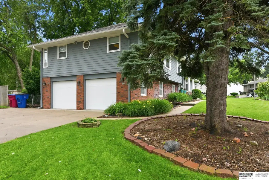 1105 Hackney Drive, Papillion, NE 68046 - #2