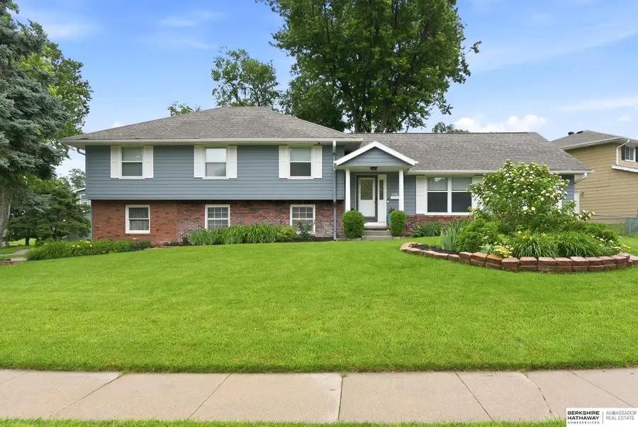 1105 Hackney Drive, Papillion, NE 68046 - #3