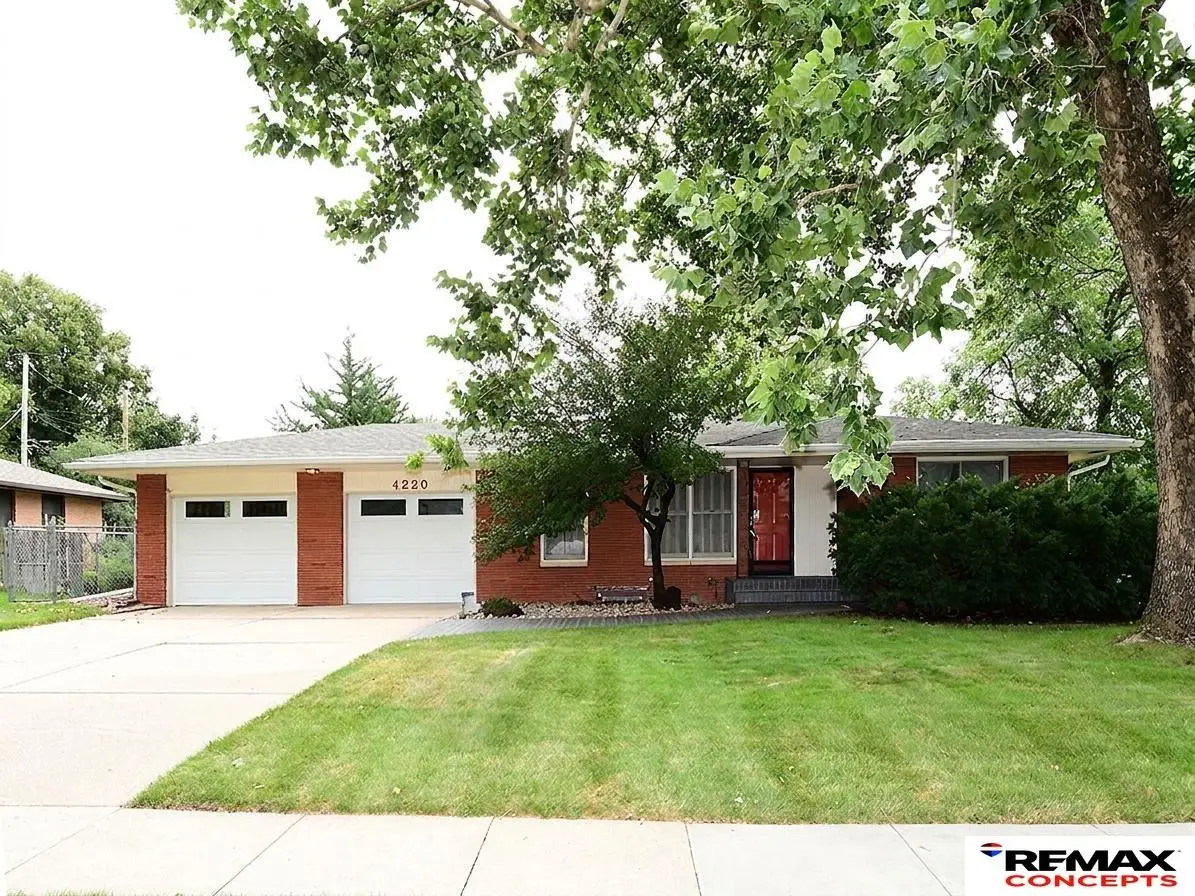 4220 S 36th Street, Lincoln, NE 68506 - #1