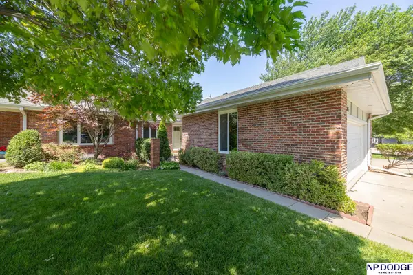 6703 Hawkins Bend, Lincoln, NE 68516