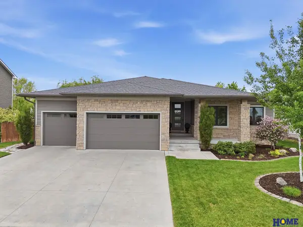 6141 S 97th Street, Lincoln, NE 68520