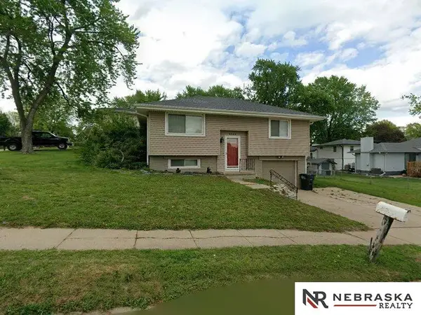4962 O Street, Omaha, NE 68117