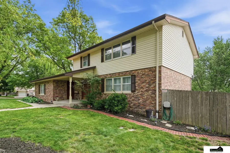 3121 Loveland Street, Lincoln, NE 68502 - #2