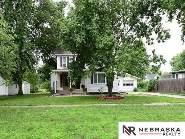 213 Pine Street, Friend, NE 68359
