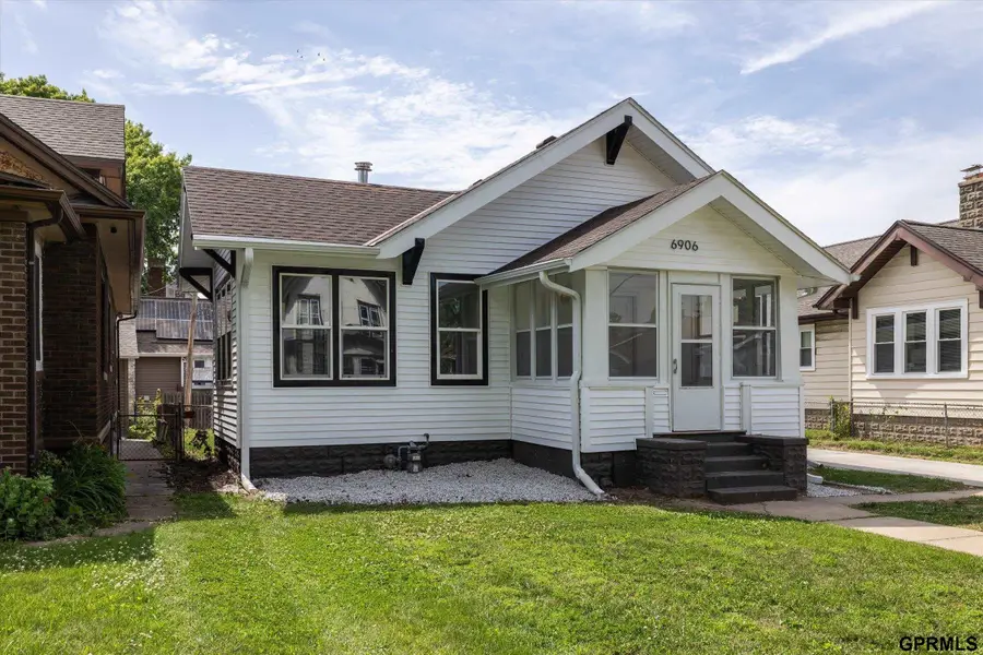 6906 N 24th Street, Omaha, NE 68112 - #2