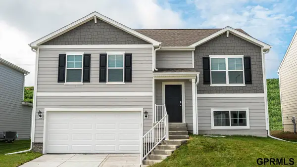 8812 S 184 Terrace, Omaha, NE 68136