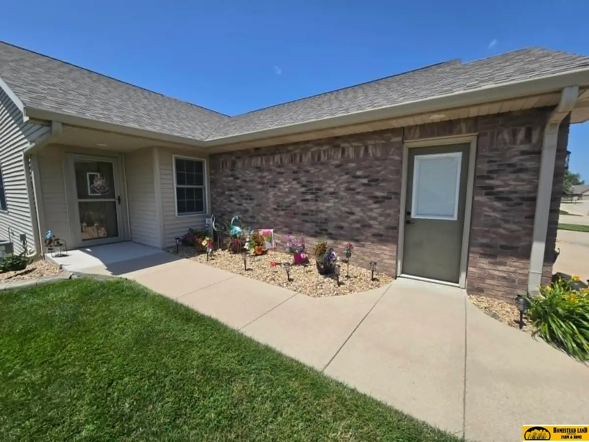 613 Springview Circle, Beatrice, NE 68310 - #1