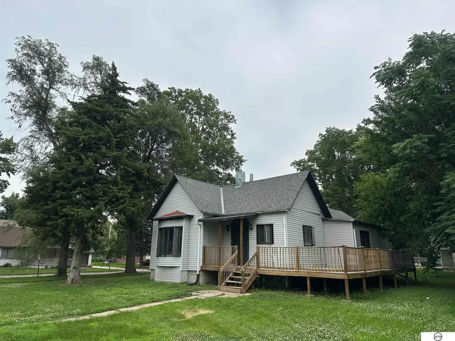 502 Maple Street, Friend, NE 68359 - #2