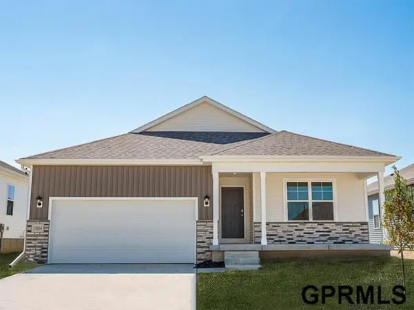 5534 N 186th Avenue, Elkhorn, NE 68022