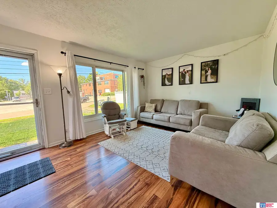 903 Jackson Avenue, Seward, NE 68434 - #3