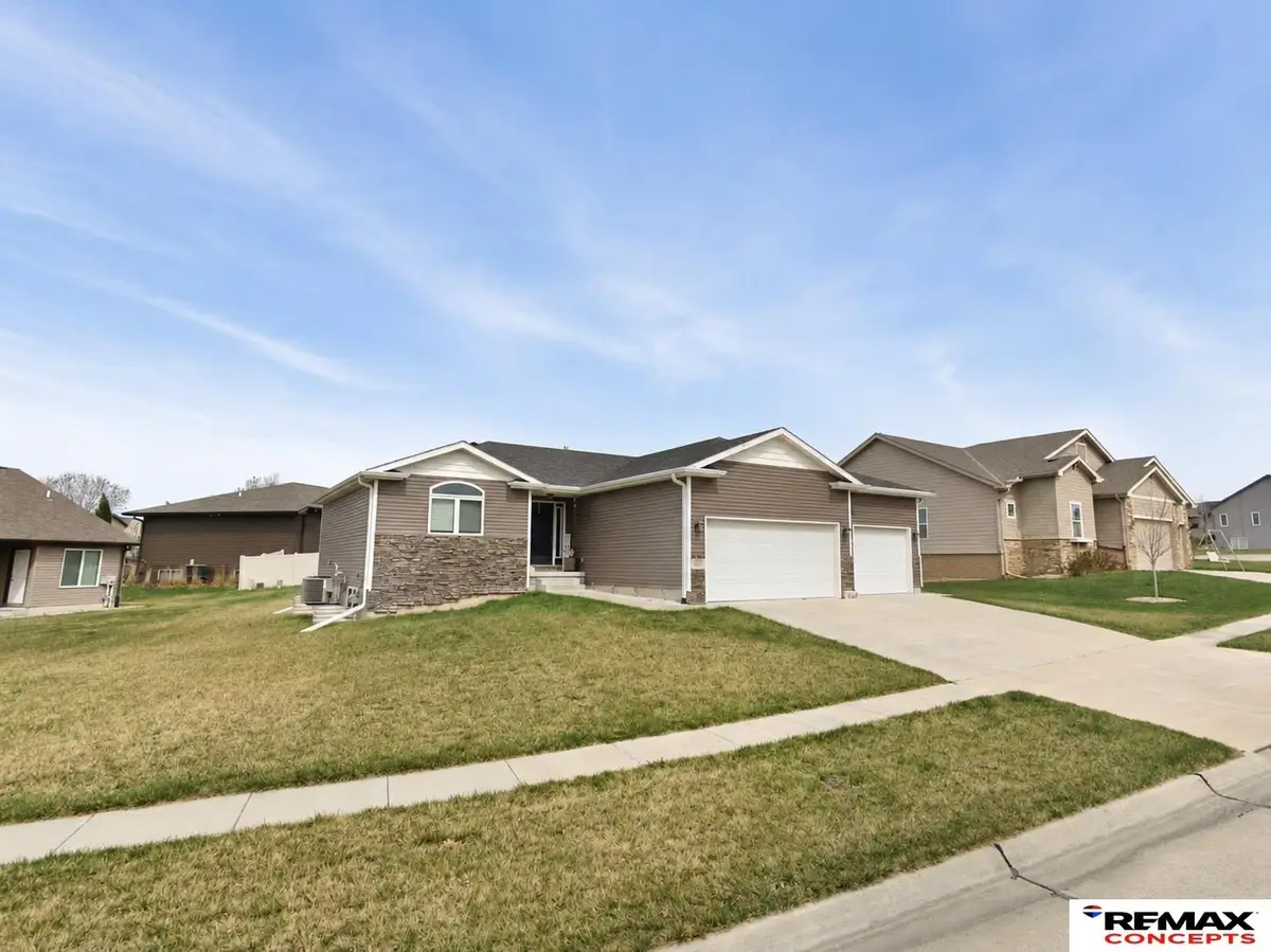7216 Rebel Drive, Lincoln, NE 68516 - #1