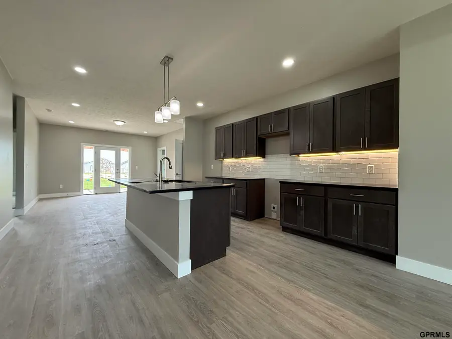 1218 Wycoff Drive, Lexington, NE 68850 - #3