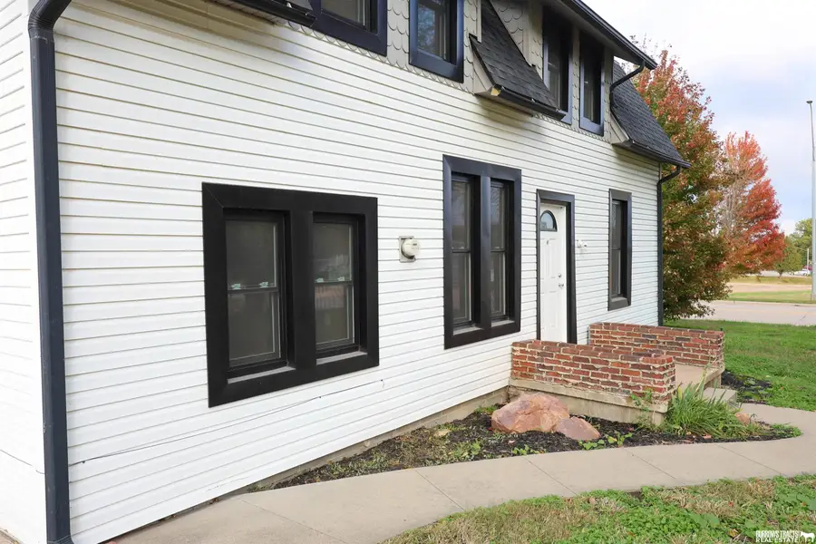 827 10th Street, Humboldt, NE 68376 - #3