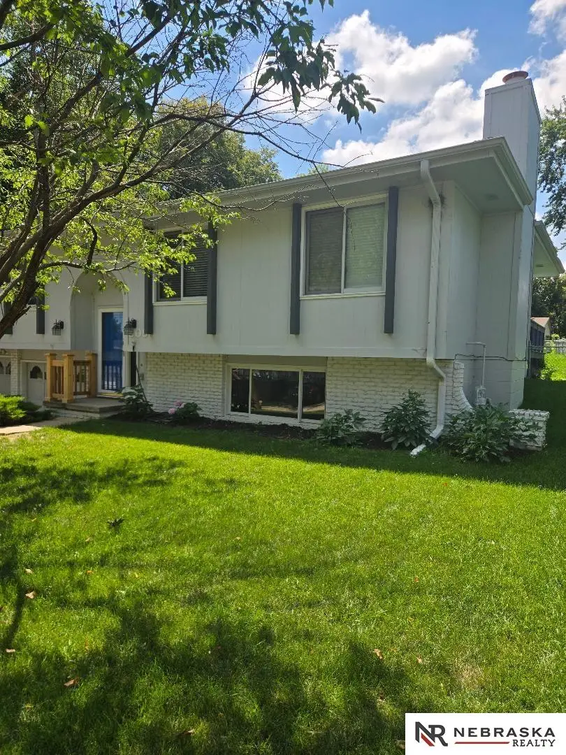809 Waterford Circle, Papillion, NE 68046 - #2