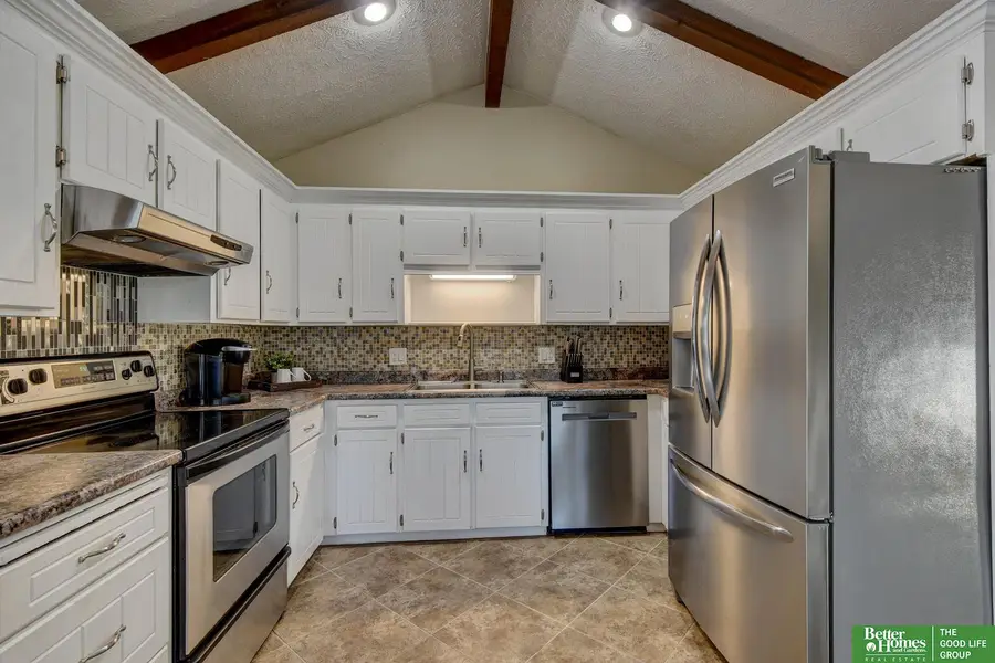 3718 Burr Oak Drive, Bellevue, NE 68123 - #3