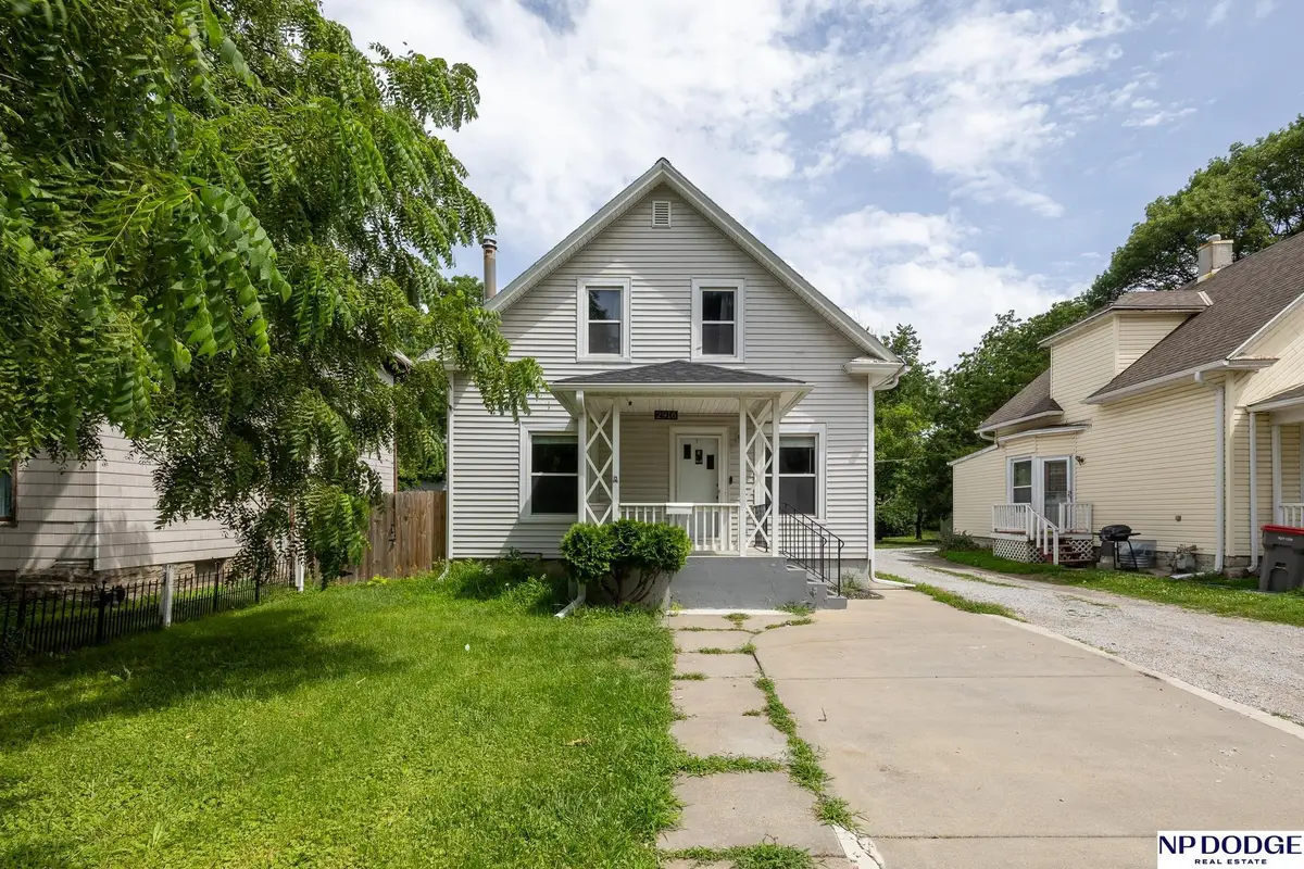 2916 Vine Street, Lincoln, NE 68503 - #1