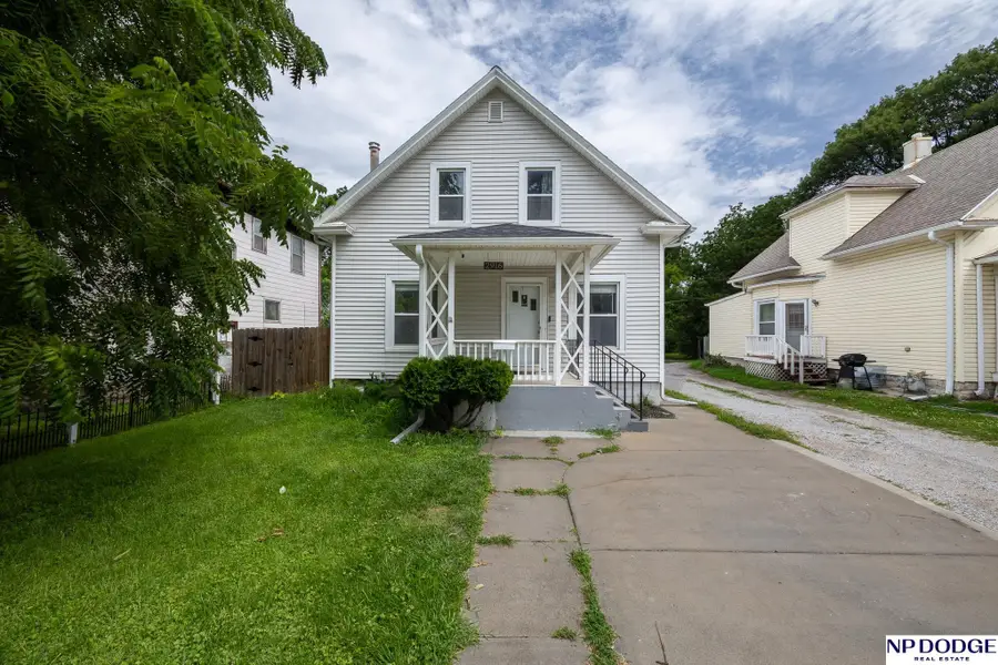 2916 Vine Street, Lincoln, NE 68503 - #2