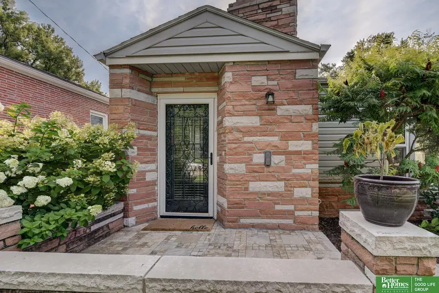 1605 N 59th Street, Omaha, NE 68104 - #3
