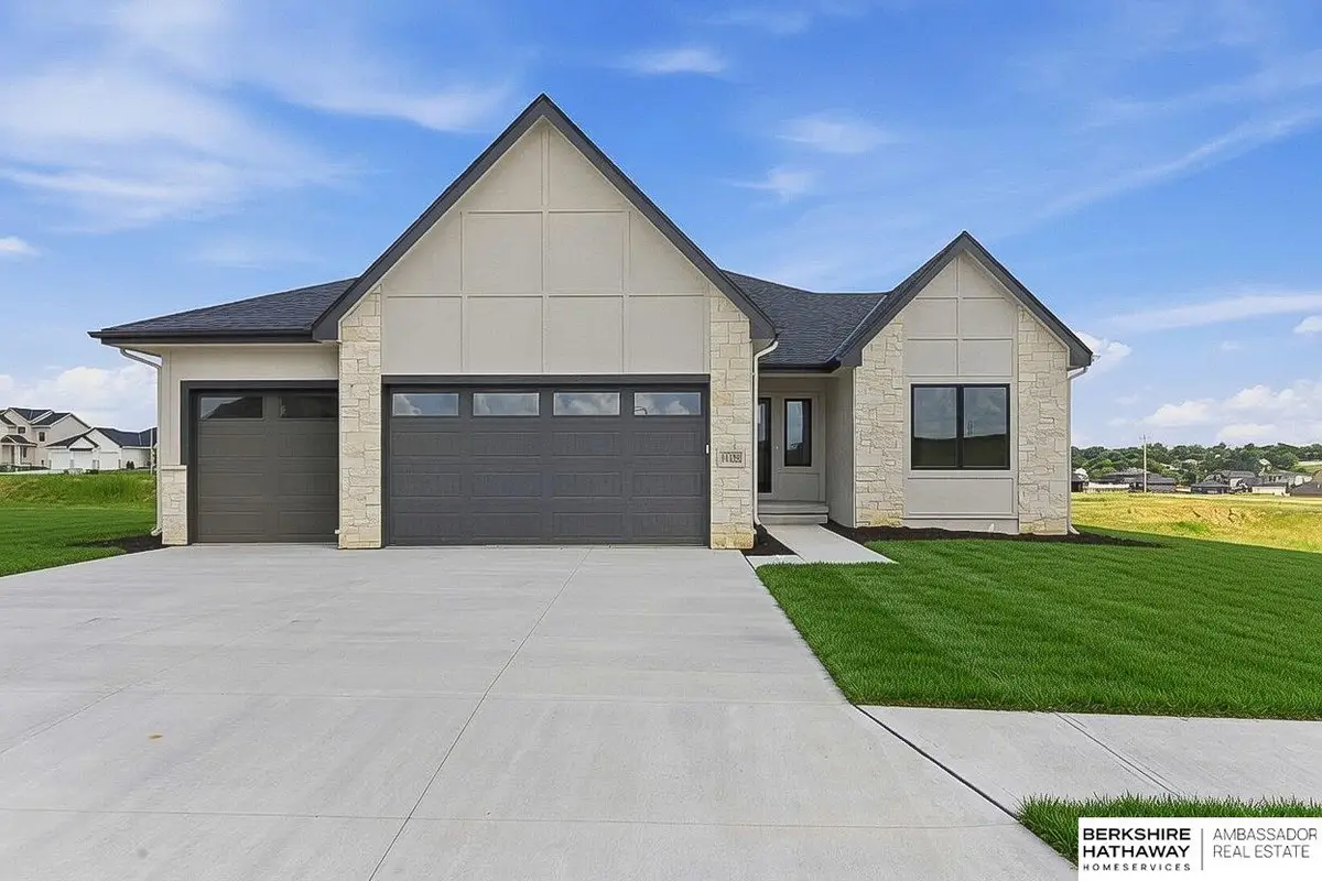 11105 S 221st Street, Gretna, NE 68028 - #1