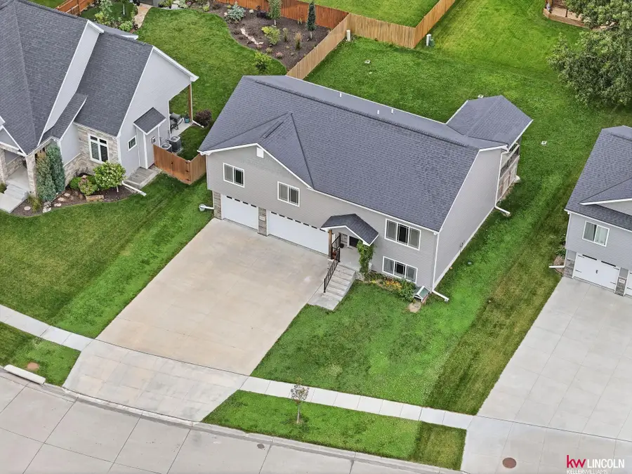 6121 S 97 Street, Lincoln, NE 68526-9467 - #3