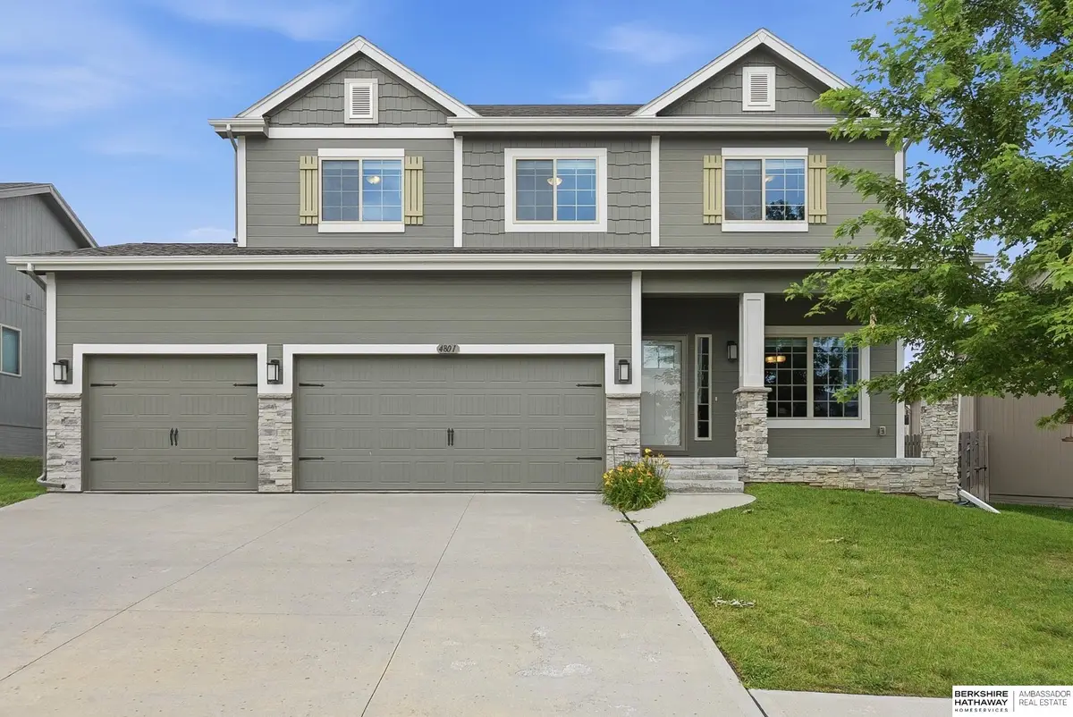 4801 N 181st Street, Elkhorn, NE 68022 - #1