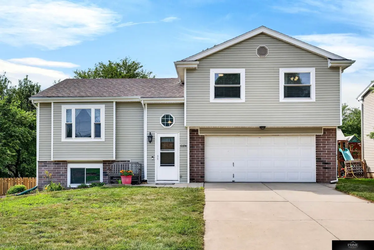 6604 N 116 Circle, Omaha, NE 68164 - #1
