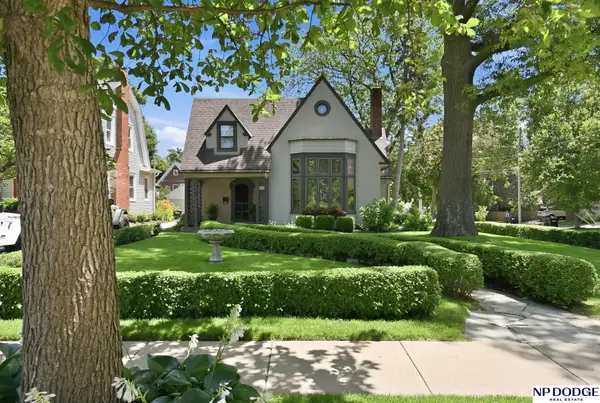 323 S 51 Avenue, Omaha, NE 68132
