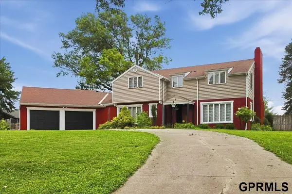 8 Mayridge Drive, Shenandoah, IA 51601