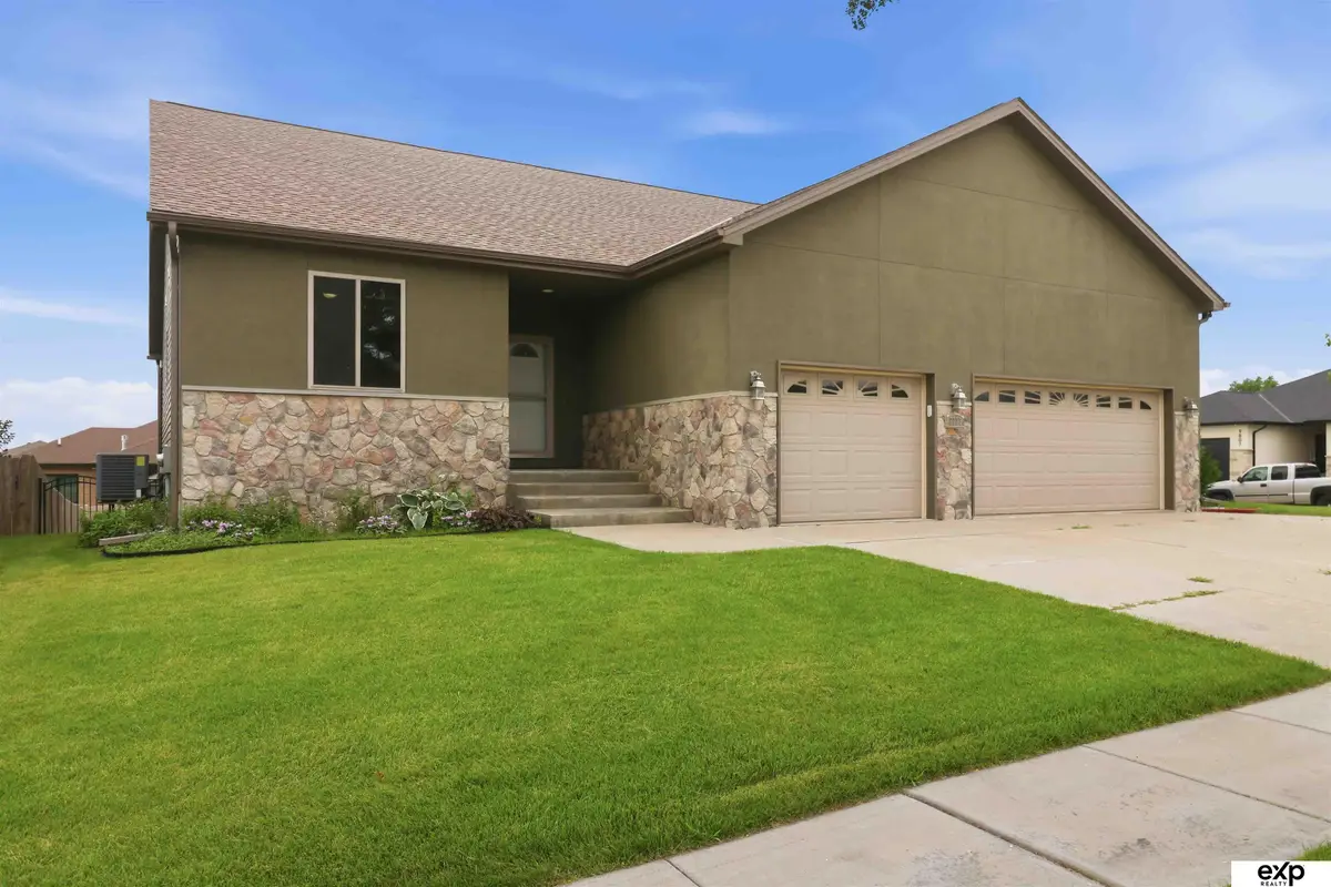 2727 Shadowbrook Drive, Lincoln, NE 68516 - #1