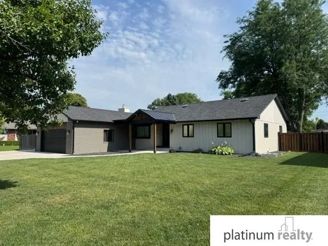 2255 Teakwood Drive, Fremont, NE 68025 - #1